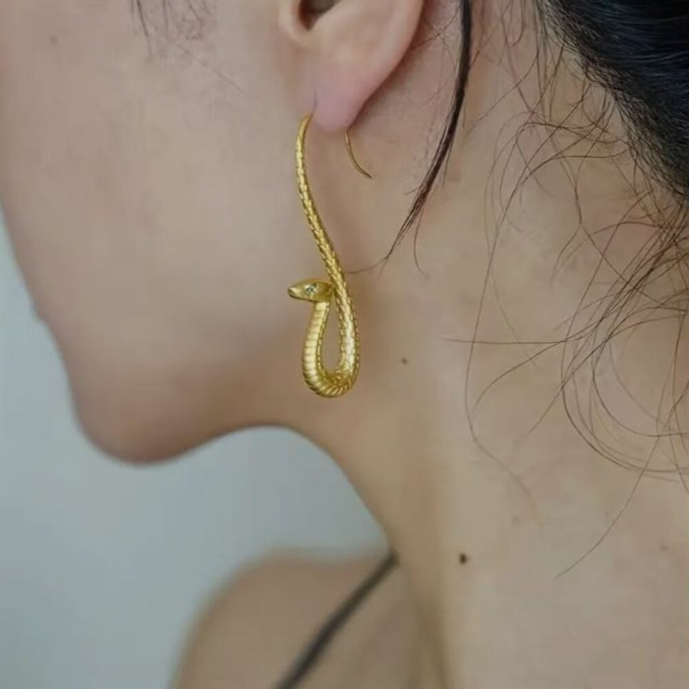 NEW 18K Gold Plated Python Snake Curved Earrings